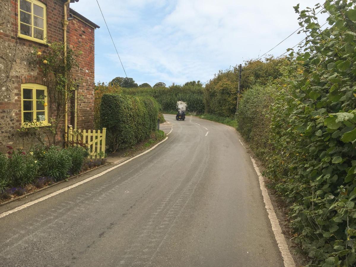 Apple Tree Cottage Shillingstone Exterior foto